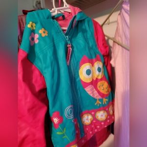 Small girl raincoat 3to5yr old